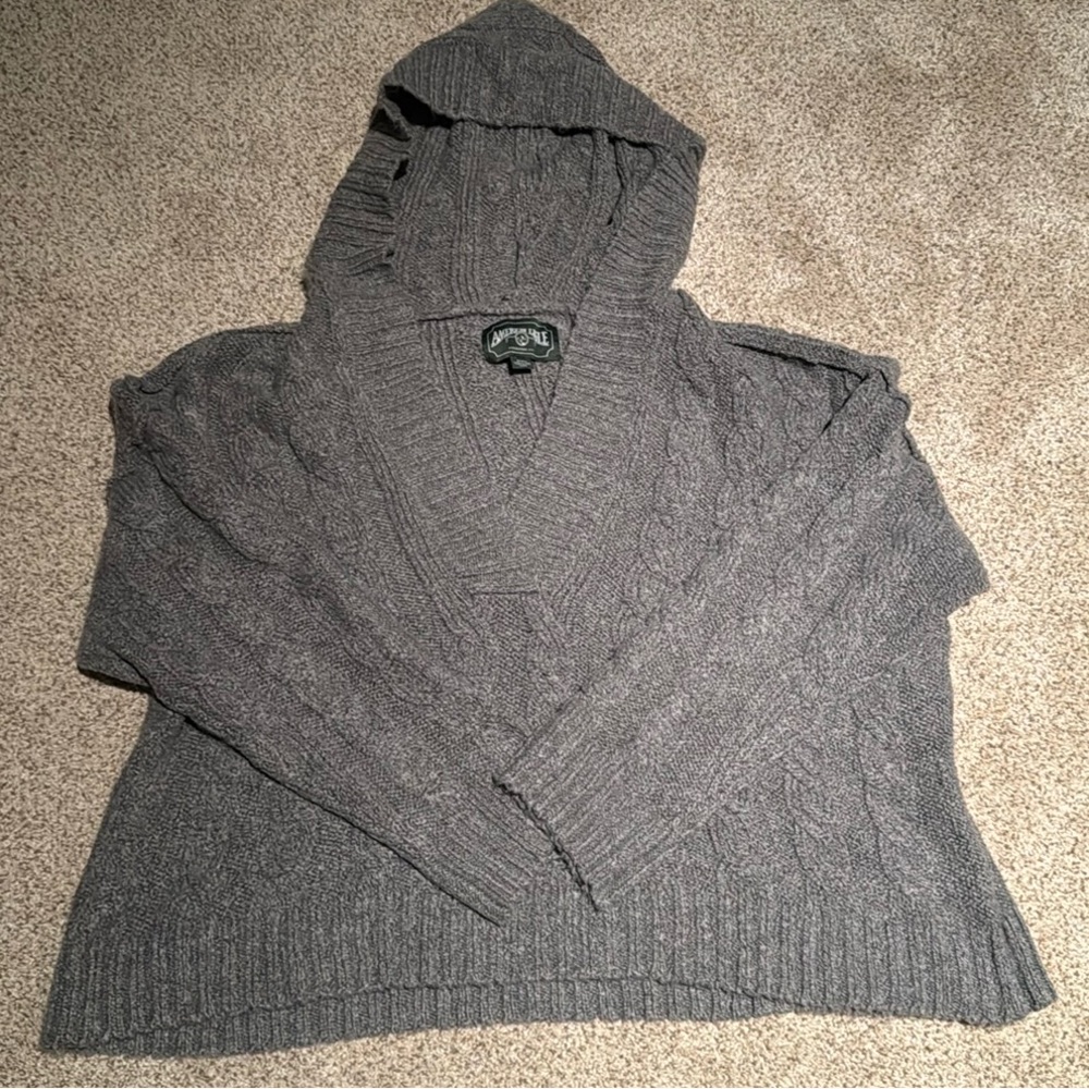 American Eagle Cropped Sweater